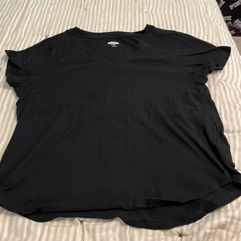 Woman’s Large Black Old Navy T-Shirt